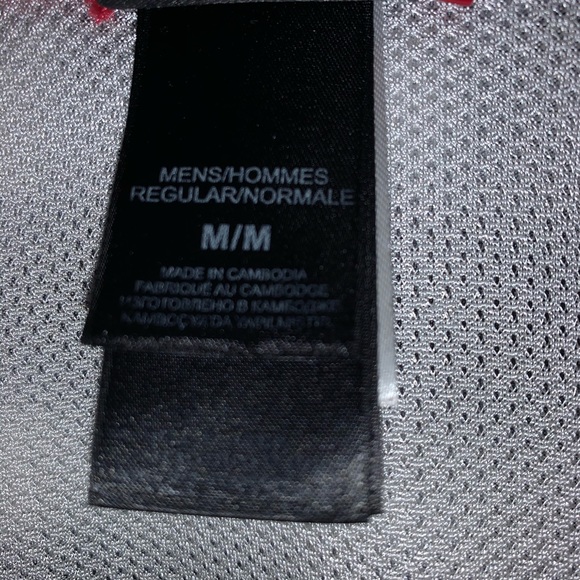 The north face vented plaid button down shirt - Picture 5 of 6